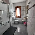 Bleu فندق